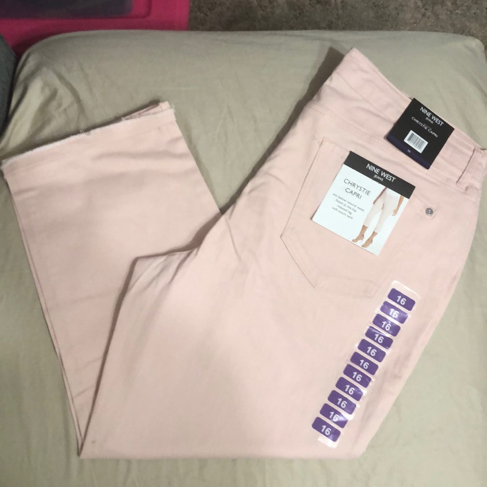 Nine West Chrystie Capri size 16
